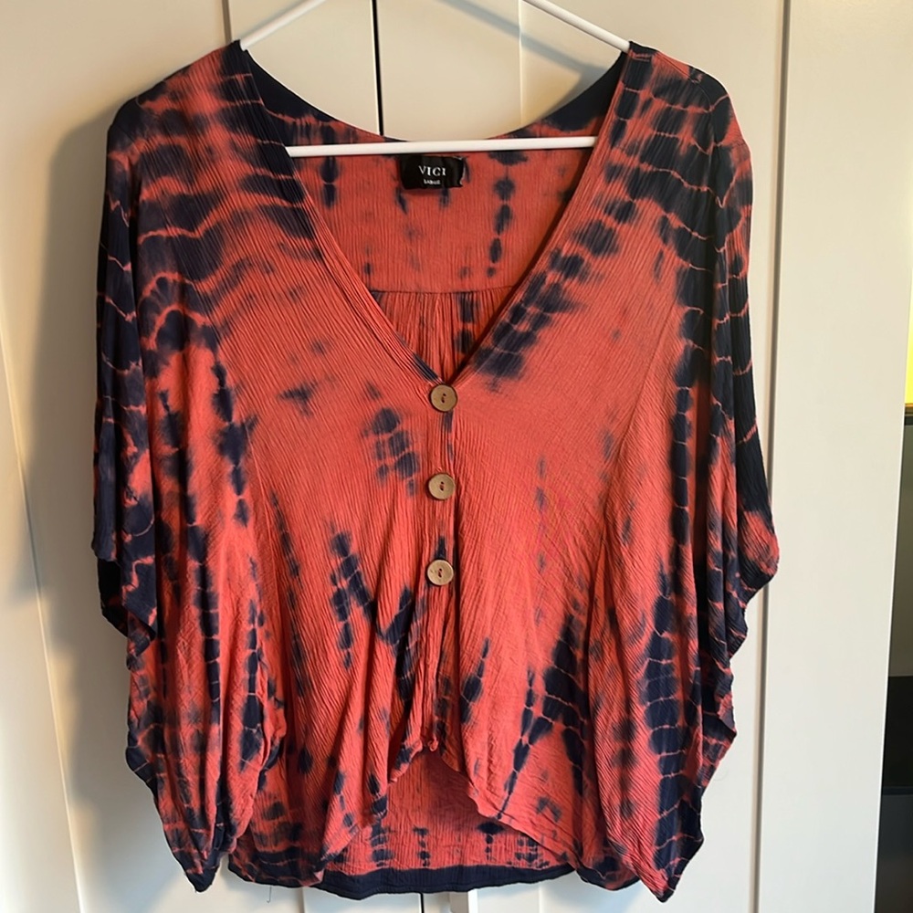 VICI- Black and red tie dye shirt